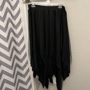 L Black Layered Skirt!